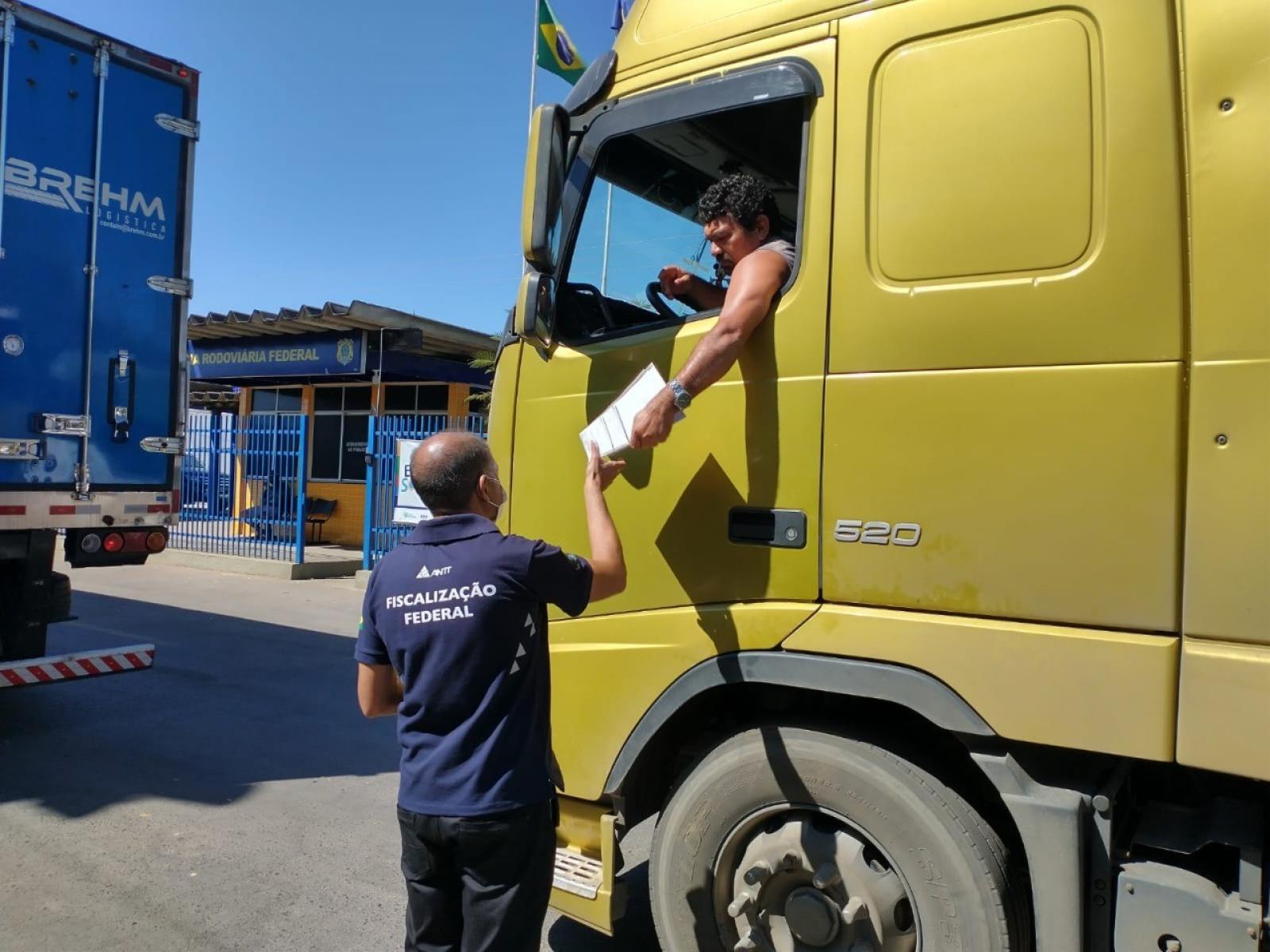 A ANTT fiscaliza cumprimento dos pisos mínimos do frete em Barreiras-BA