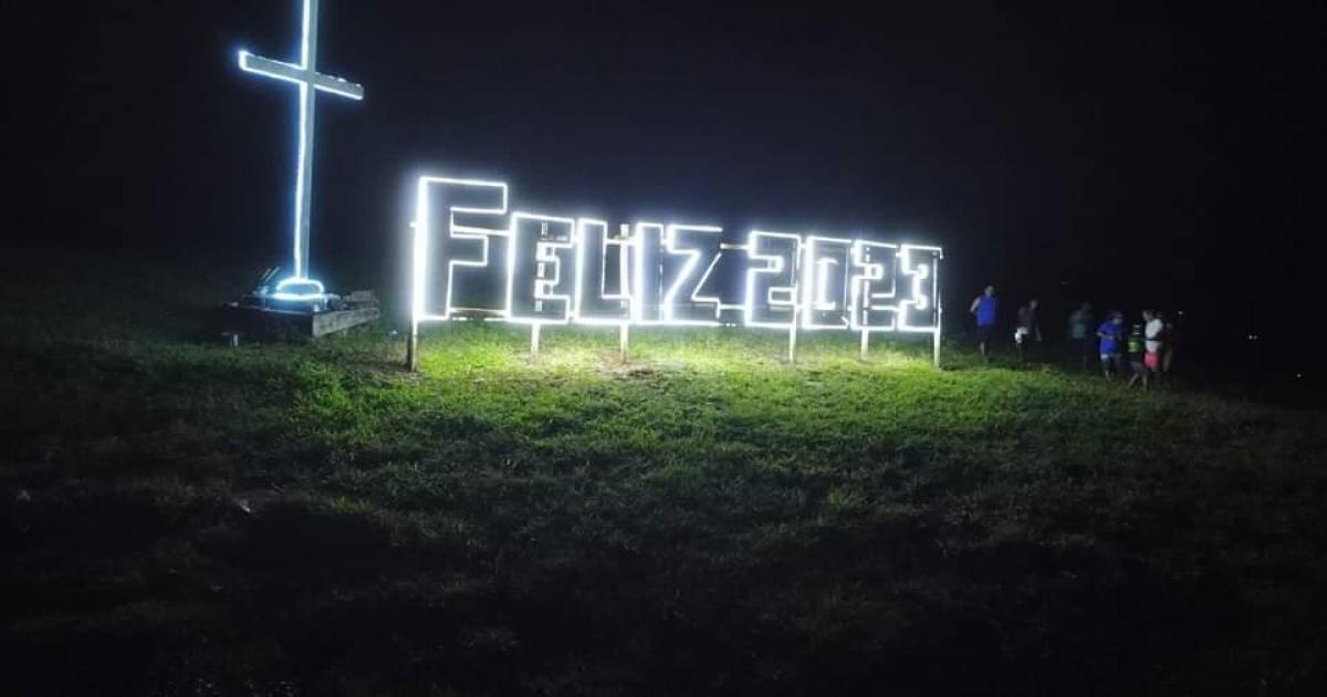 Itagi: Prefeitura ilumina o Cruzeiro da cidade para dar boas-vindas ao ano 2023