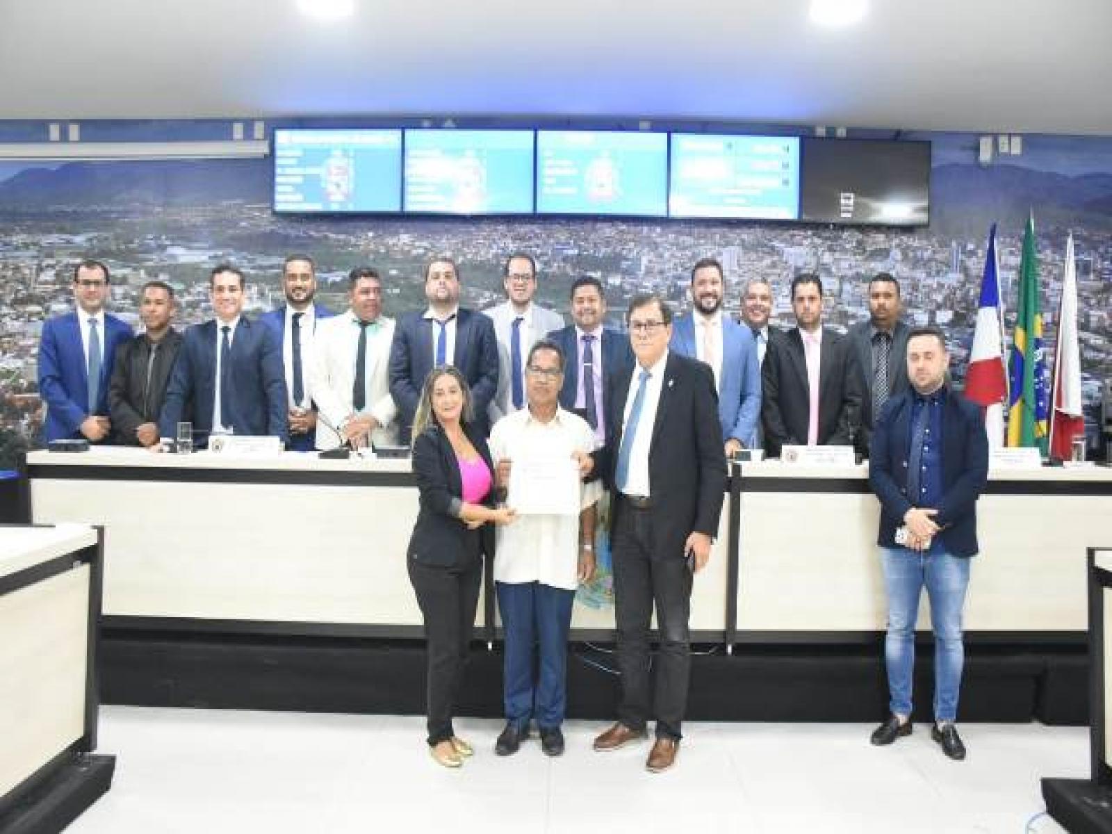 Igreja Batista Hosana é homenageada pela Câmara Municipal por iniciativa da vereadora Moana Meira